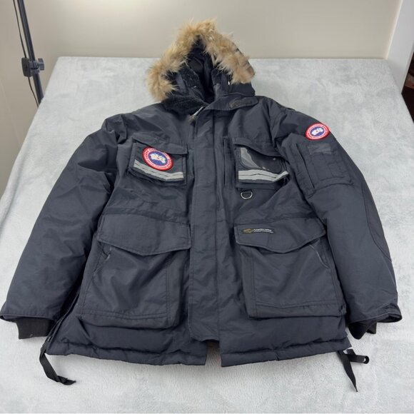 Canada Goose Men's Snow Mantra Black Puffer Jacket XL - Picture 9 of 16